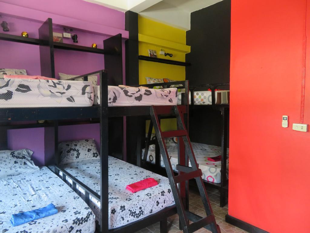 Same Same Guesthouse, Bar & Restaurant (Adults Only) Haad Rin Exterior foto